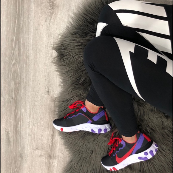 Nike Shoes - Nike element react new